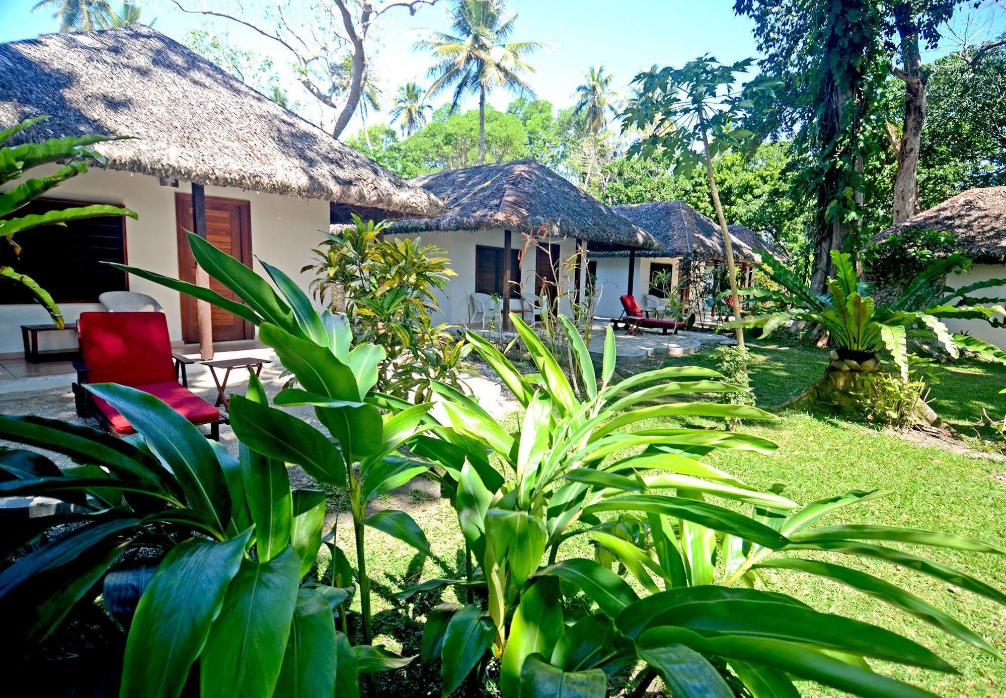 Coco Beach Resort Port Vila Exterior foto